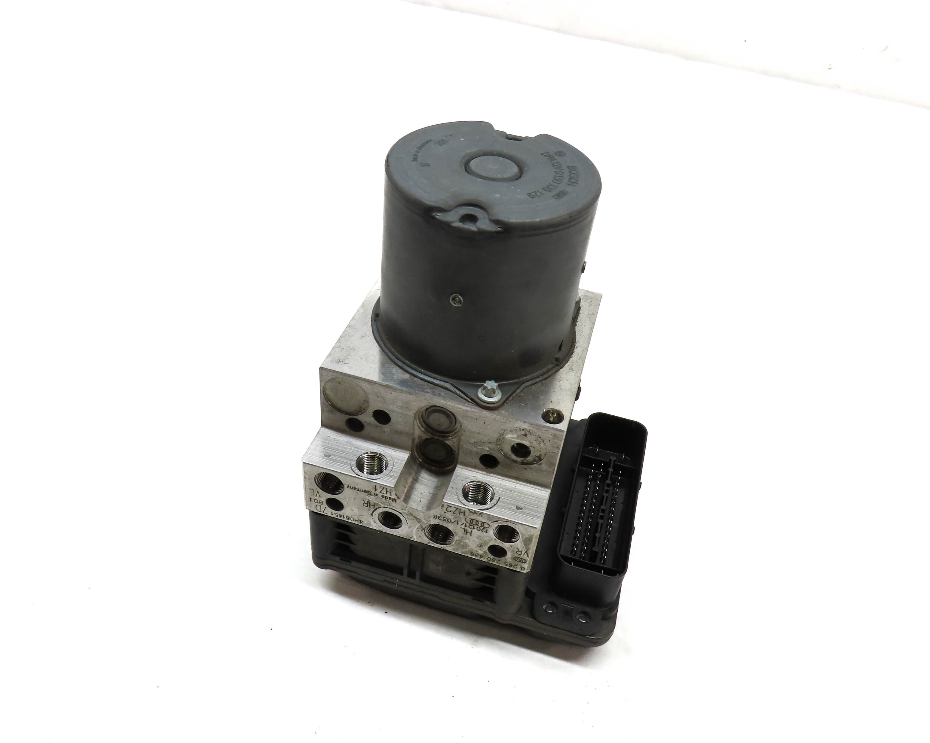 2011-2012 AUDI A8 (D4 4H) ABS ANTI LOCK BRAKE PUMP w/ MODULE — exact item pictured
